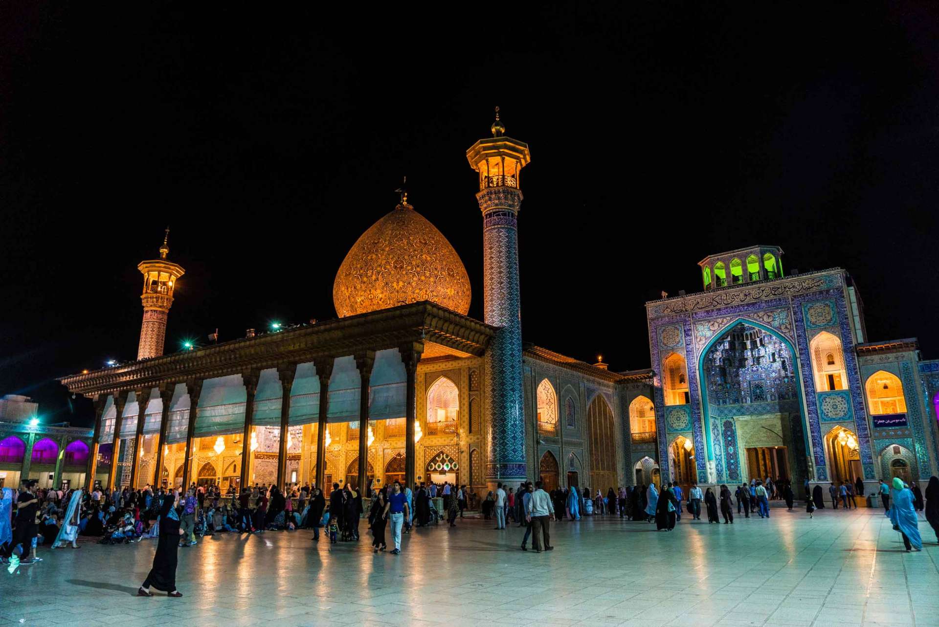 Shiraz Shah Cheragh by night