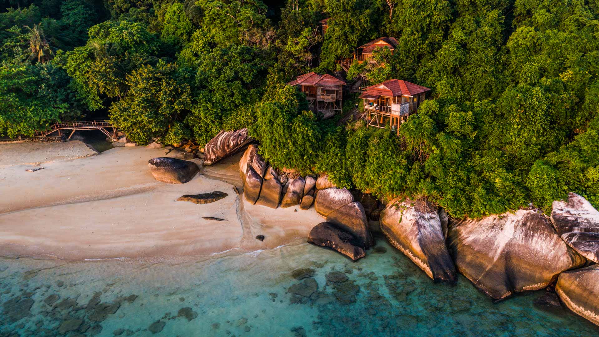 Tioman Island Malaysia Pescart Travel Photo Blog Enrico Pescantini aerial view drone 6