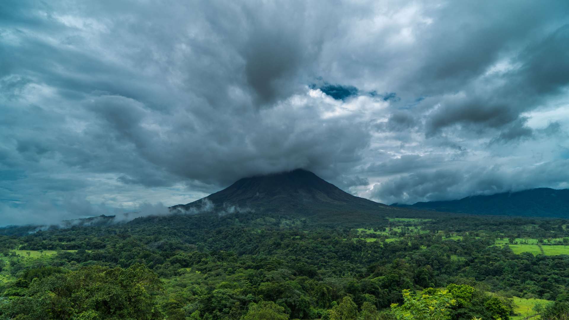 Costa Rica Enrico Pescantini Volcano Arenal