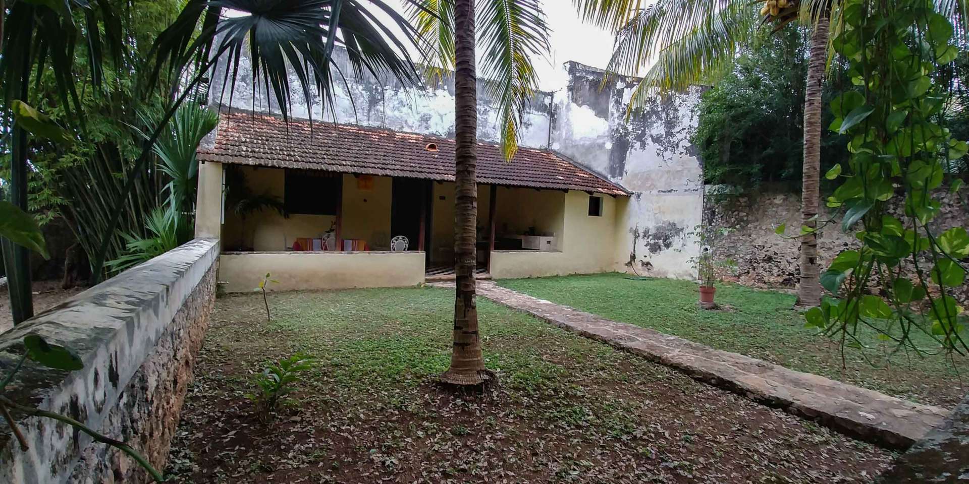 Hacienda Yaxcopoil Mexico Yucatan Merida Enrico Pescantini Pescart room 2