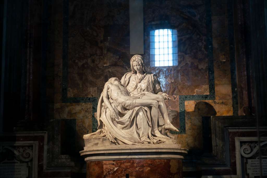 Michelangelo Pieta Statue