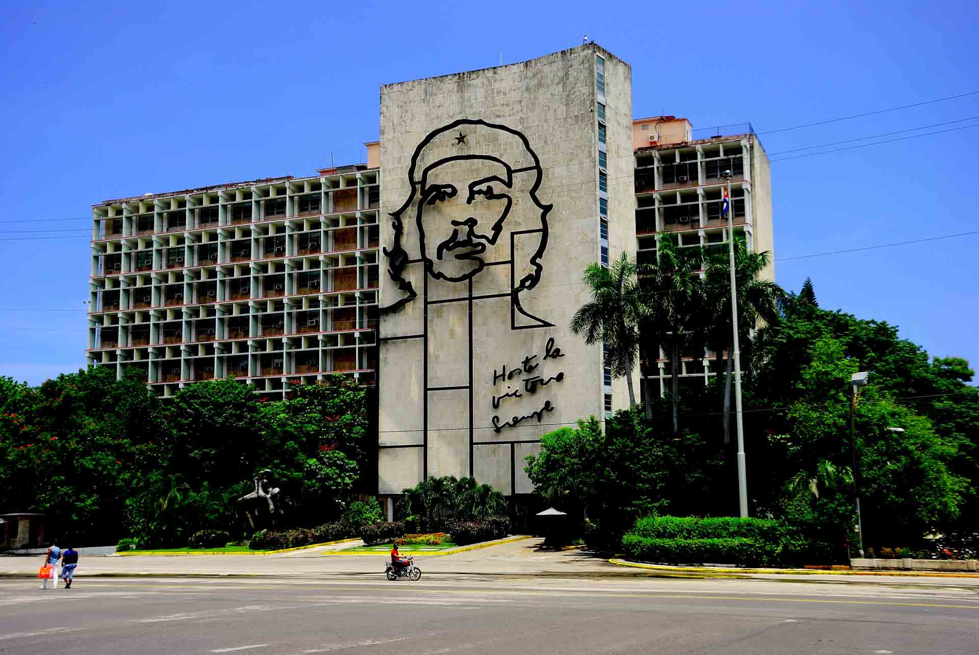 Placa de la Revolucion Havana Cuba, havana, cuba, pescart, photo blog, travel blog, blog, photo travel blog, enrico pescantini, pescantini
