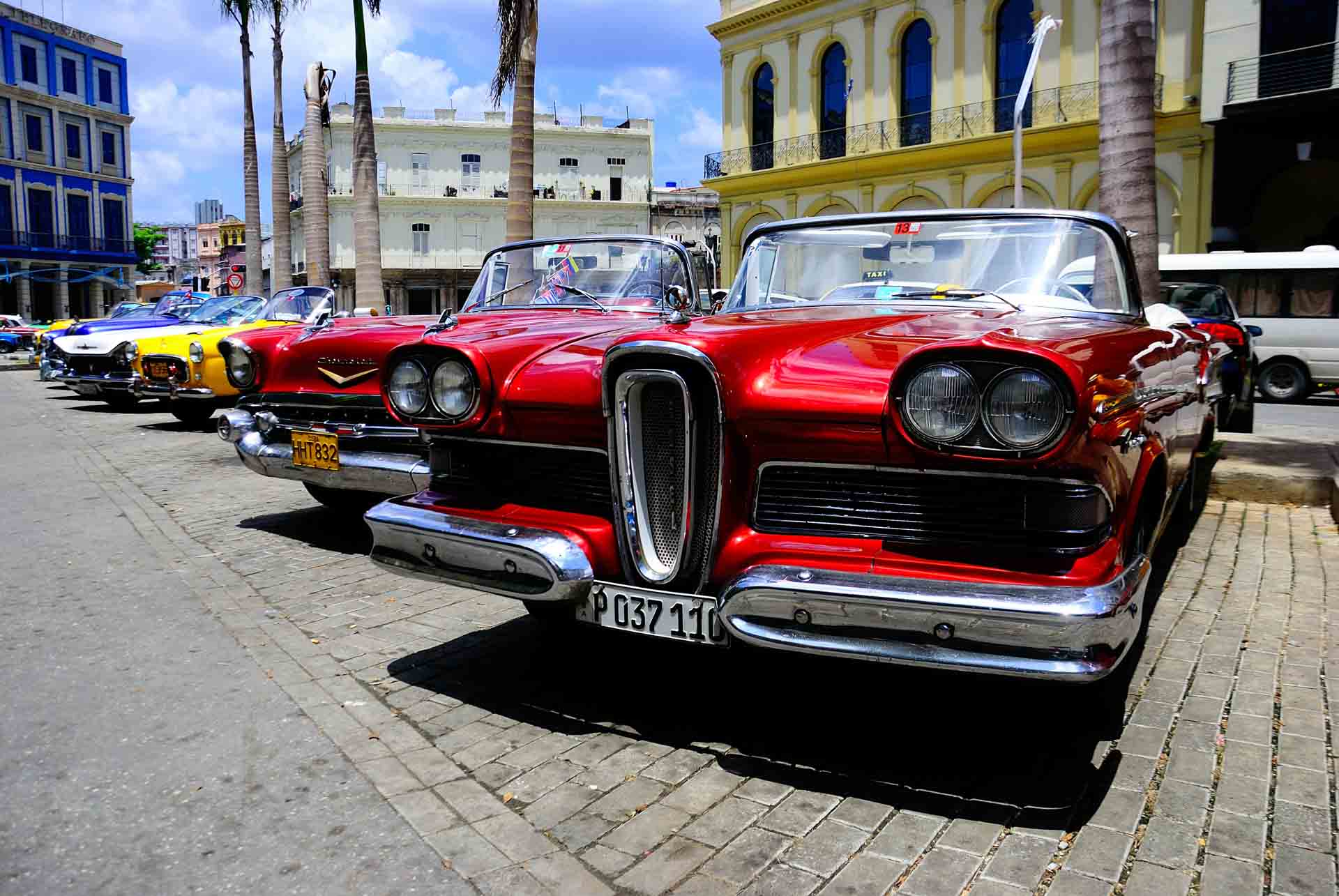 Havana Cuba Vintage Car 1, havana, cuba, pescart, photo blog, travel blog, blog, photo travel blog, enrico pescantini, pescantini