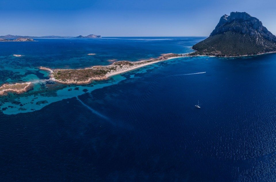 Tavolara and Punta Coda Cavallo Marine Preserve: best beaches of Sardinia!