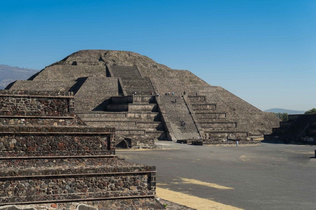 Teotihuacan Pyramids in Mexico: amazing drone photography from the sky