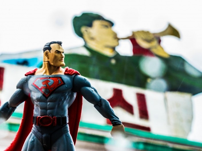 A Red Superhero in North Korea Enrico Pescantini Piazza Kim Il-Sung superman in north korea