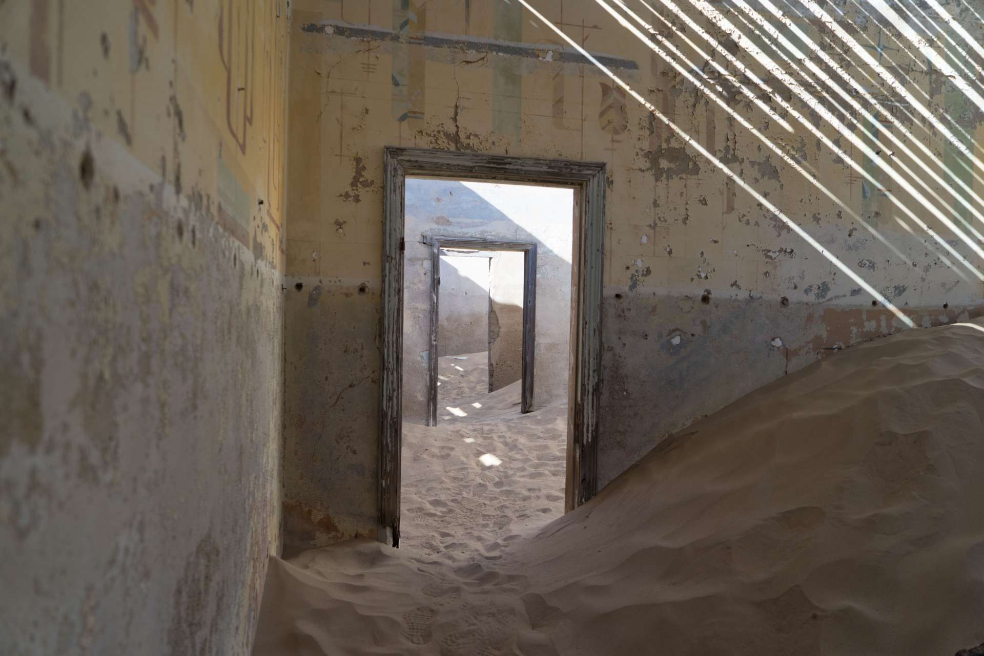 Namib Ghost Town of Kolmanskop Enrico Pescantini 8