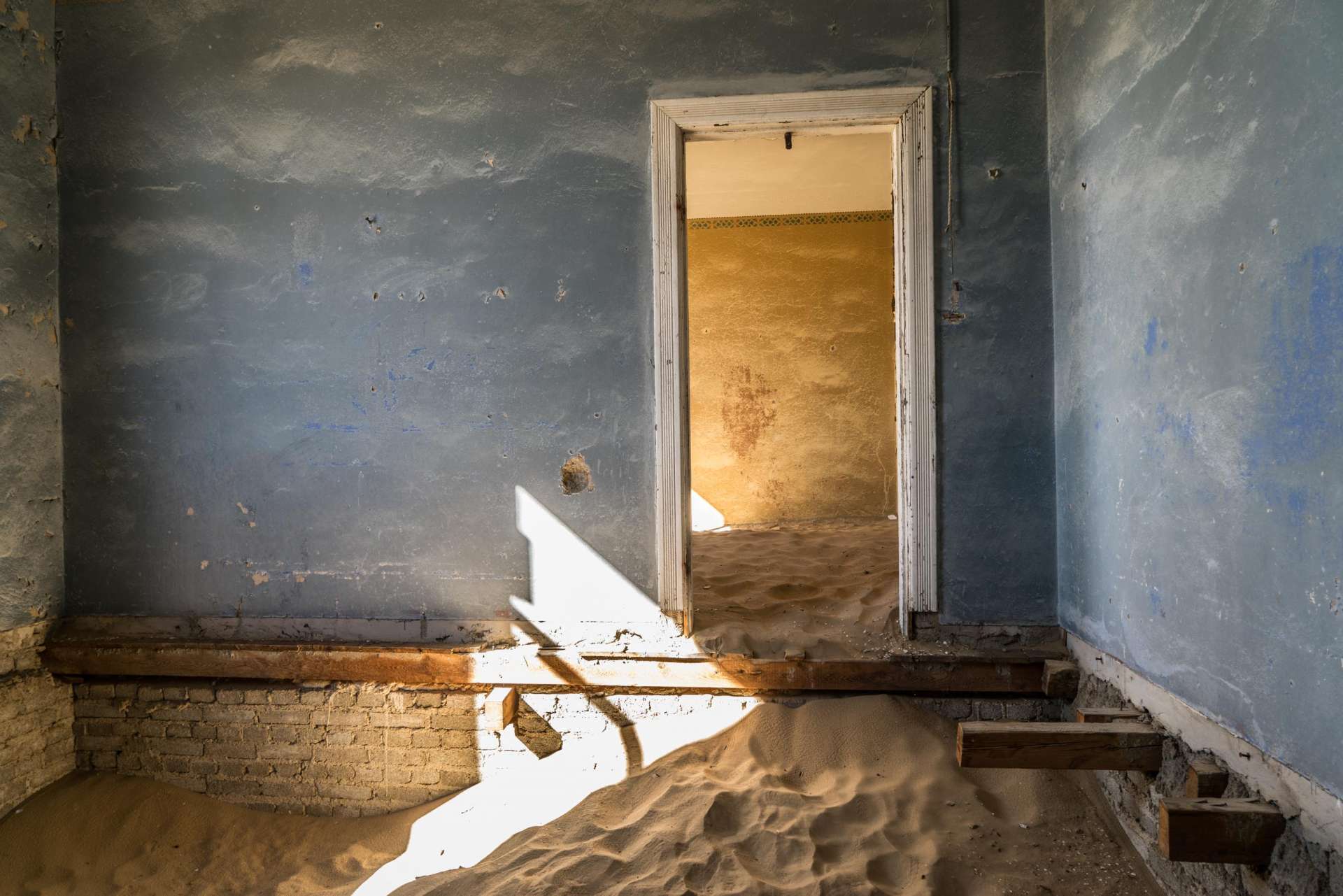 Namib Ghost Town of Kolmanskop Enrico Pescantini 15