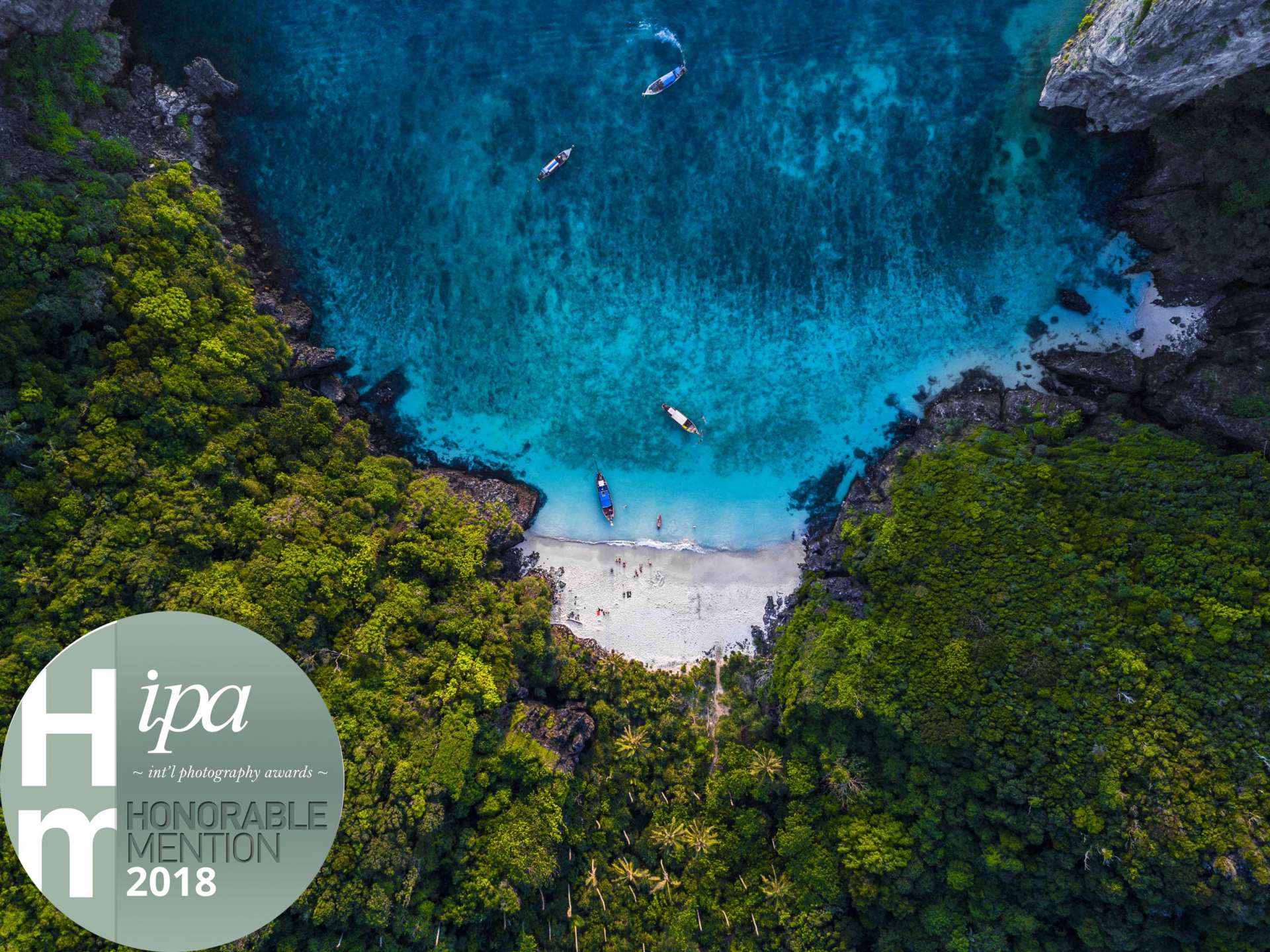 IPA 2018 International Photography Awards 2018 Enrico Pescantini Honorable Mention Jungle Beach
