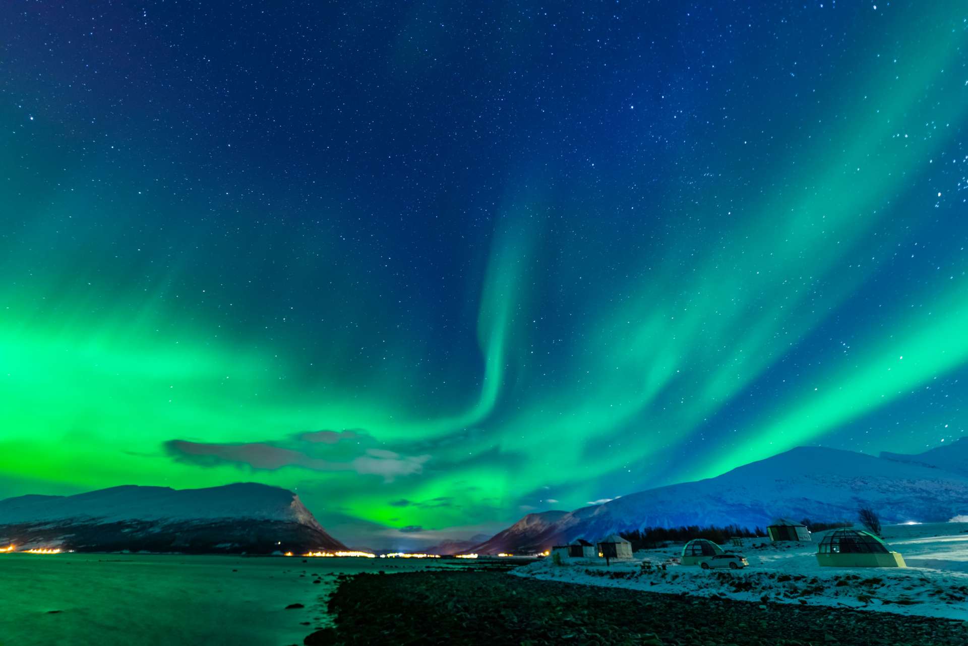Northern Lights Glass Igloo Tromso Lyngen North aurora enrico pescantini 5