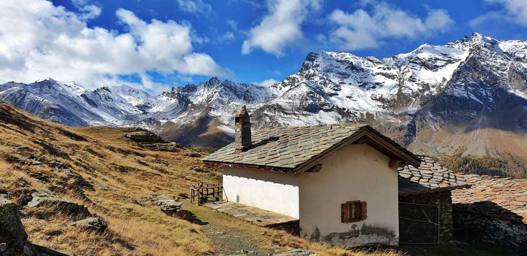 gran paradiso national park valsavarenche landscape